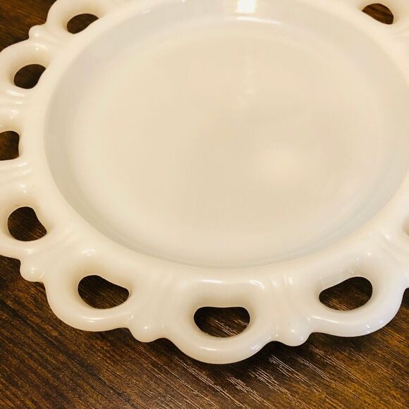 Vintage Milk Glass 8" Plate with Scalloped Lace Edge - Picture 2 of 4